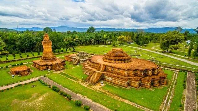 Hubungan Empayar Melayu Srivijaya Yang Beragama Buddha Dan Islam
