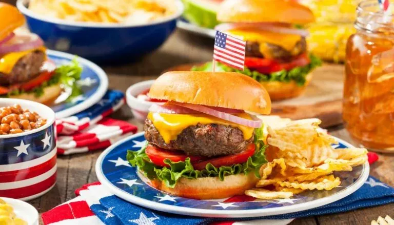 Kenapa Orang Amerika Kuat Makan Fast Food?