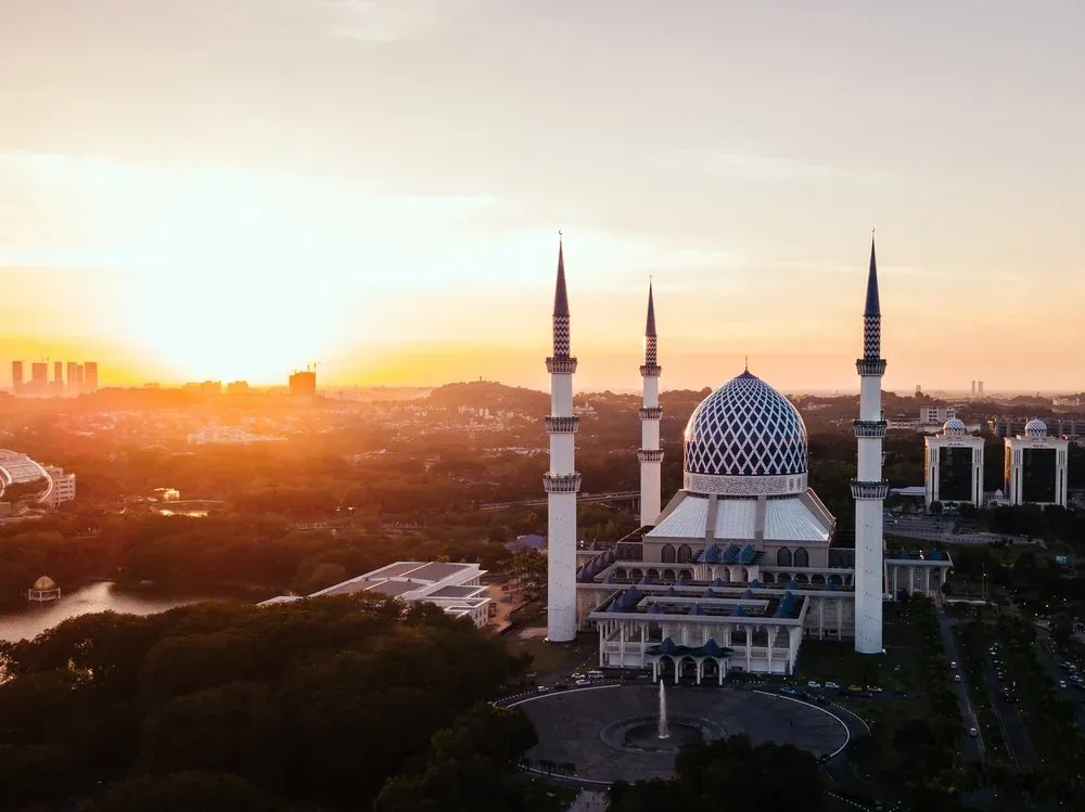 Tuhan Itu Makhluk Halus – Self-centric VS God-centric