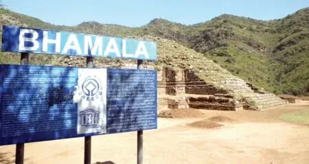 500 Artifak Buddha Purba Ditemui Di Pakistan