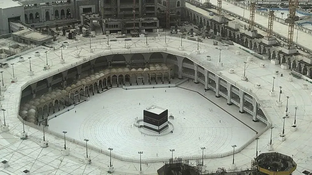 Suatu Ketika: Empat Imam Dalam Satu Waktu Solat Di Masjidil Haram