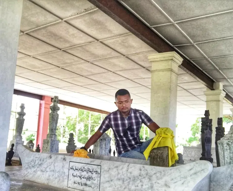 Sultan Abdul Jalil Riayat Syah IV: Pengakhiran Sang Raja Di Tikar Sejadah
