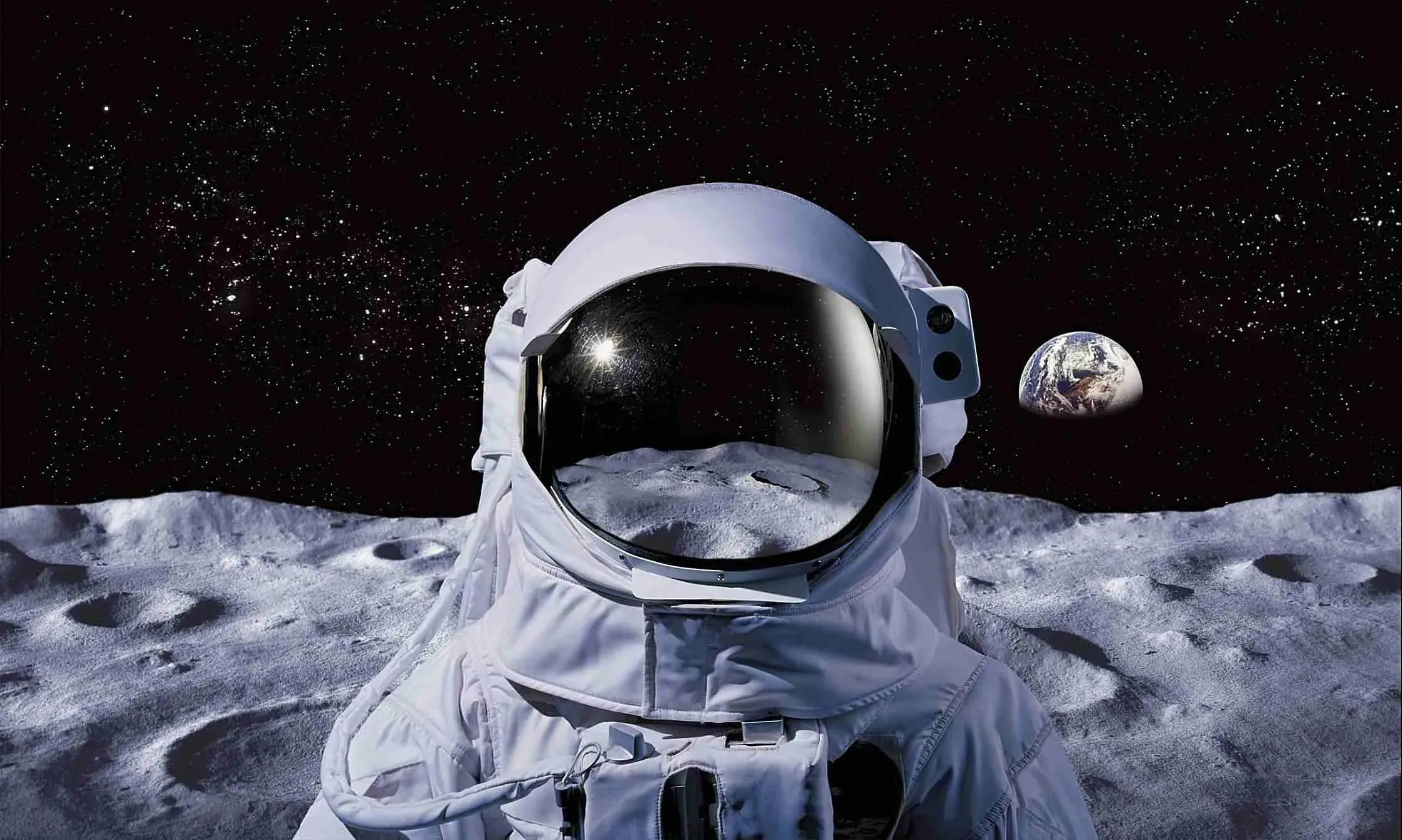10 Fakta Tentang Bulan Yang Anda Kena Tahu