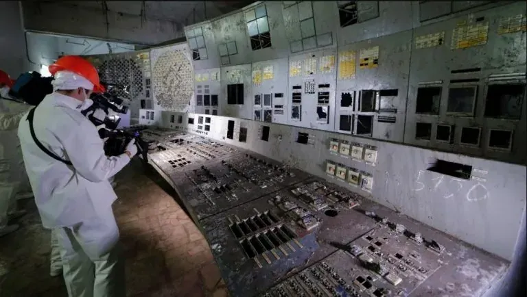 Bilik Kawalan Chernobyl Dibuka Untuk Pelancong… Selama 5 Minit!