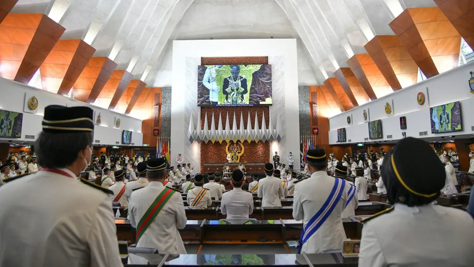 Covid-19: Peluang Politikus Untuk Mendapatkan Kuasa?
