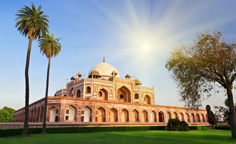Makam Humayun – Taman Permakaman Yang Menginspirasikan Taj Mahal