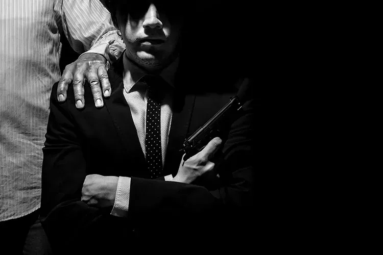 Covid-19 Membarah: Mafia Itali Mengambil Kesempatan