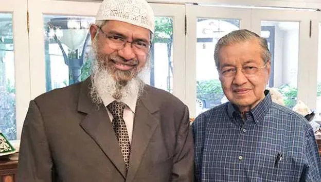 Liberal Tak Faham Kenapa Susah Sangat Nak Halau Zakir Naik
