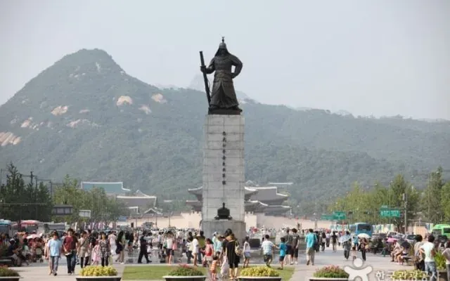 Laksamana Yi-Sun-Shin Dan Turtle Ship