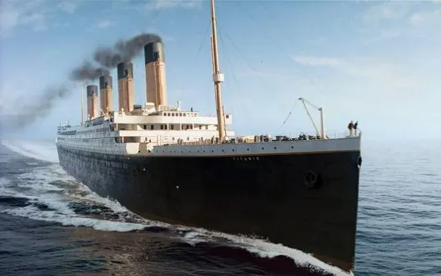 Tenggelamnya Kapal Titanic