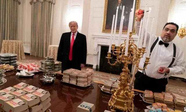Bila Fastfood Dihidangkan Di White House…