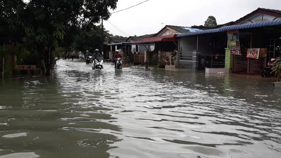 Laknat Bencana Alam Itu Benar Kerana Maksiat