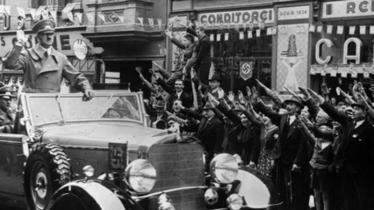 Hitler, Propaganda Dan Mein Kampf