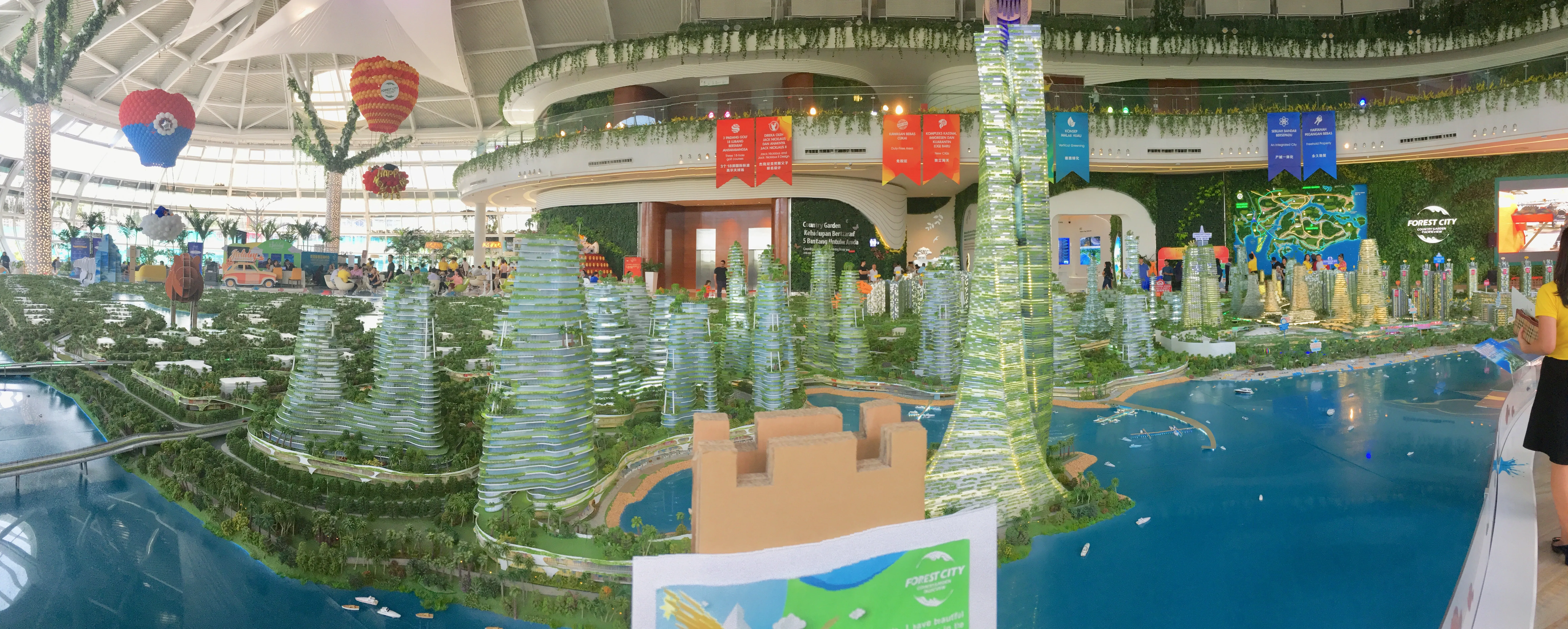 Forest City – Kegilaan Kapitalis