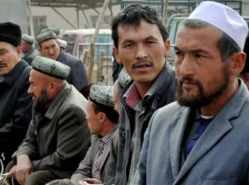 Muslim Uighur Yang Tertindas Di Xinjiang, China.