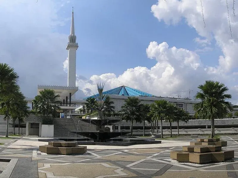 Masjid Negara, Kubah ‘Payung’ Yang Ikonik