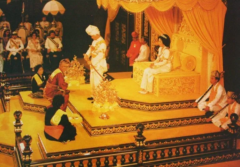 Klafisifikasi Adat Dalam Peradaban Melayu