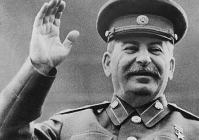Joseph Stalin: Sang Besi Dari Soviet