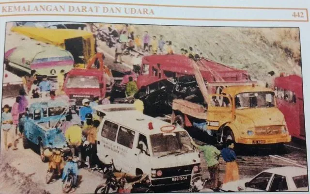 Pusara Di Lebuhraya