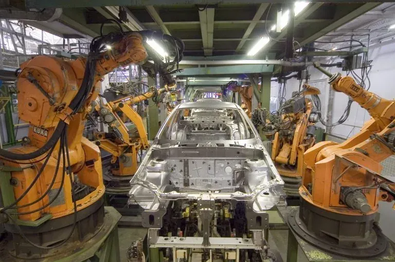 Apa Yang Kita Perlu Tahu Tentang Revolusi Industri Ke-4 Yang Sedang Menyapa Kita?