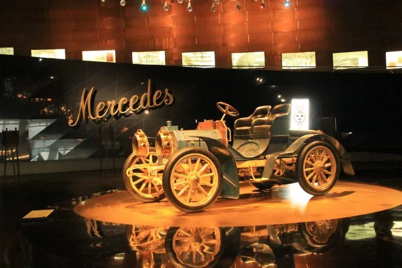 Sejarah Awal Mercedez Benz