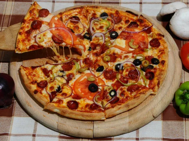 Bitcoin: Pizza Papa John Bernilai RM94.1 JUTA!