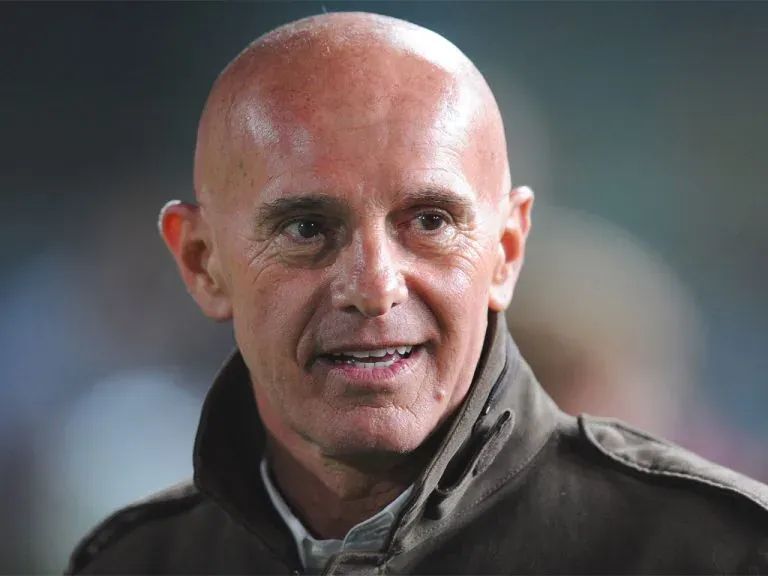 Arrigo Sacchi: Di Sebalik Keagungan Bolasepak Milan.
