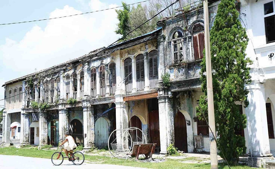 Pekan Papan, Pekan Berhantu Mirip Fallout di Malaysia?