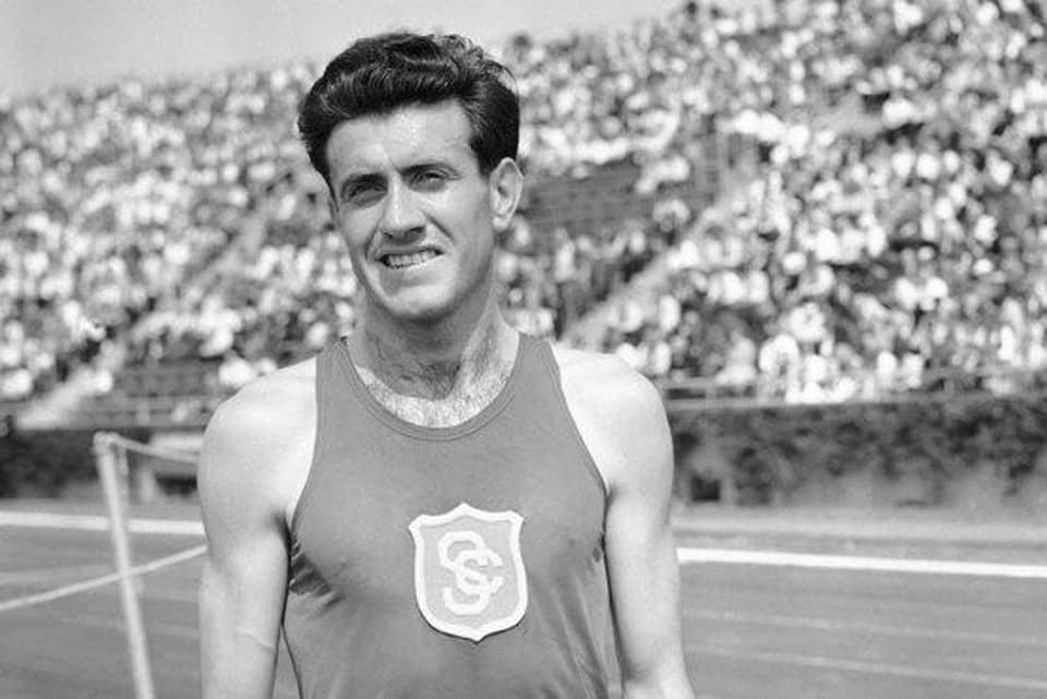 Louis Zamperini: Pelari Olimpik Yang Menjadi Tahanan Perang Jepun