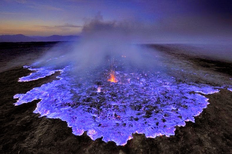 Ada Lahar Gunung Berapi Berwarna Biru?