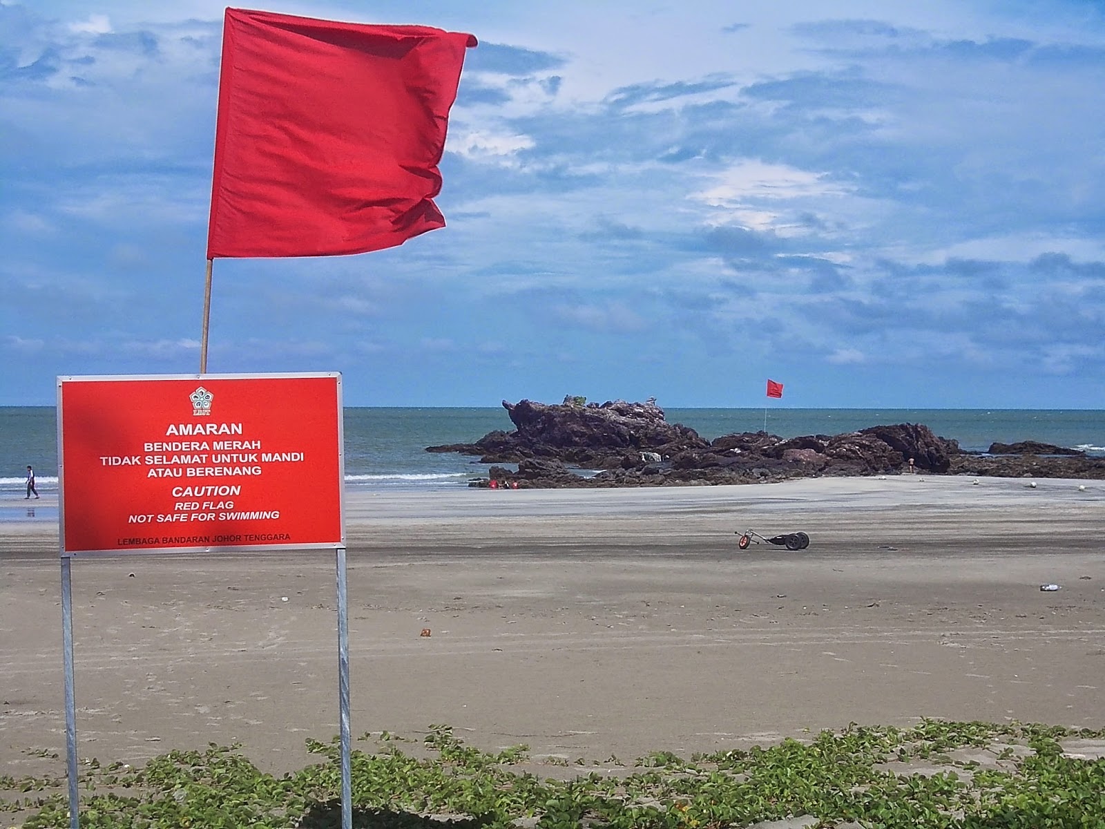 Pantai Tanjung Balau yang Meragut Nyawa