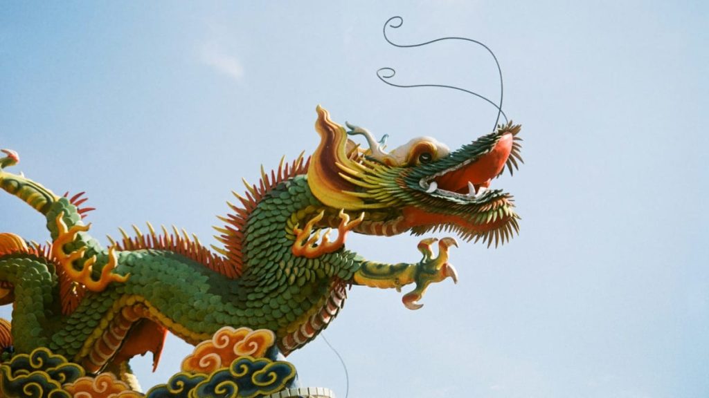 Orang Melayu Pun Ada Naga?