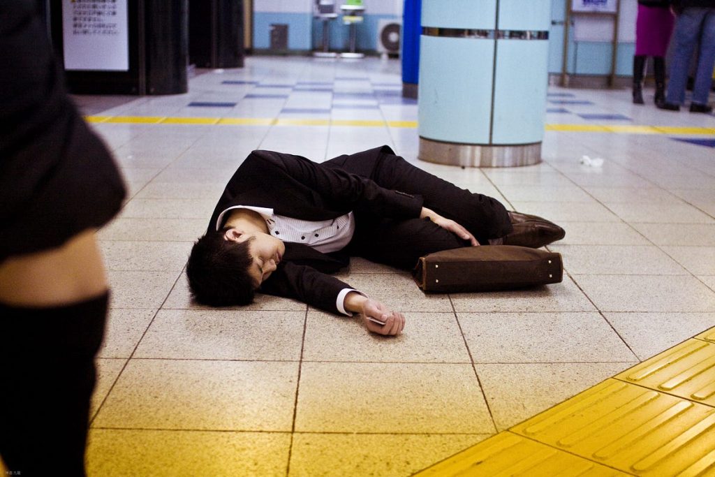 Karoshi: Kenapa Kerja Sehingga Bawa Maut?