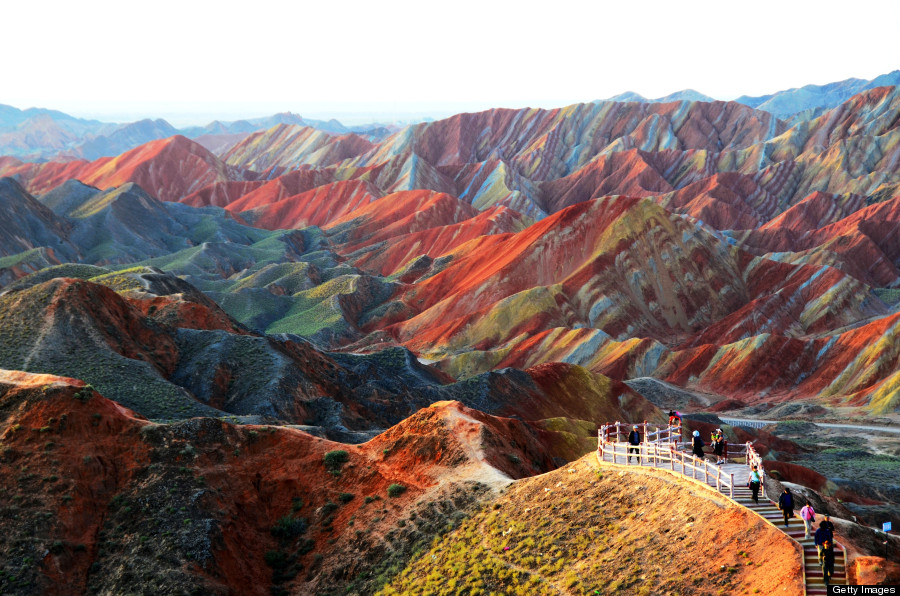 Ada Gunung Pelangi Di China?