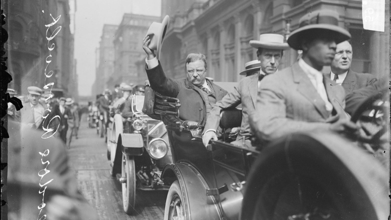 Roosevelt Terselamat Daripada Cubaan Bunuh Kerana Kertas?